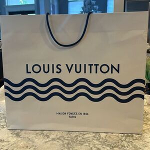 🛍️ Limited Edition Louis Vuitton Shopping Bag - 19” x 16” x 9” - Extra Large